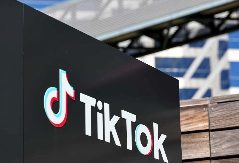 TikTok в США переходит под контроль инвесторов во главе с Oracle
TikTok в США переходит под контроль инвесторов во главе с Oracle